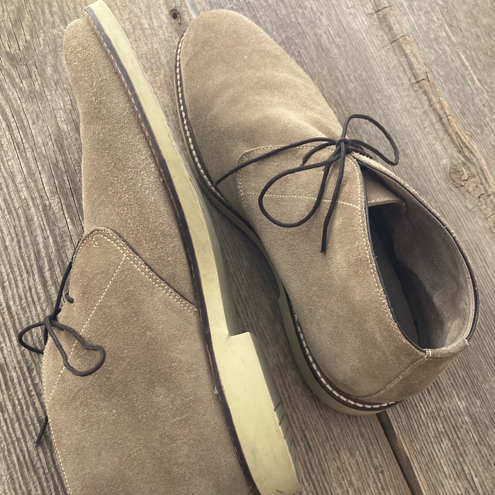 Banana Republic Mens Chukka Size 9.5 M